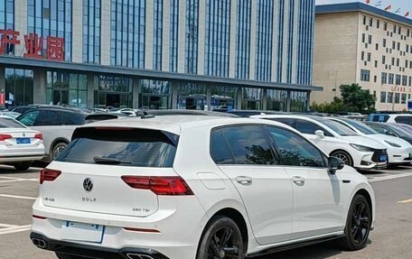 Volkswagen Golf VIII, 2022 год, 2 020 000 рублей, 4 фотография