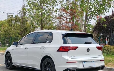 Volkswagen Golf VIII, 2022 год, 2 020 000 рублей, 6 фотография