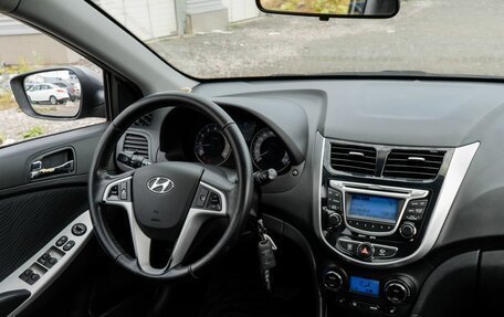 Hyundai Solaris II рестайлинг, 2012 год, 595 000 рублей, 10 фотография