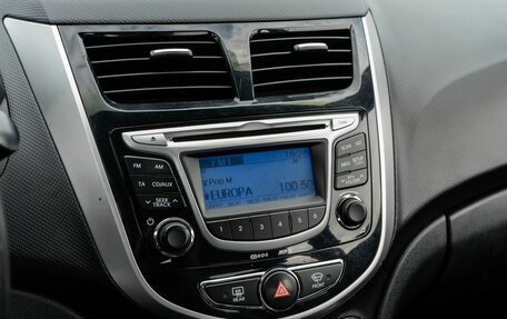 Hyundai Solaris II рестайлинг, 2012 год, 595 000 рублей, 18 фотография
