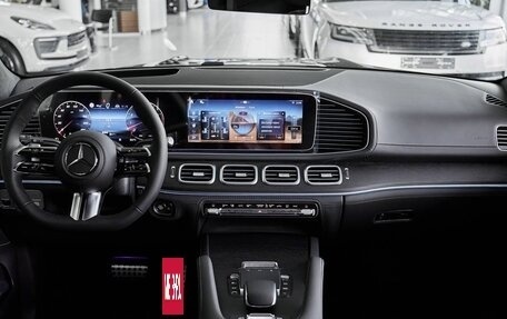 Mercedes-Benz GLS, 2025 год, 20 000 000 рублей, 10 фотография