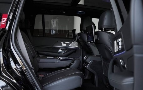 Mercedes-Benz GLS, 2025 год, 20 000 000 рублей, 12 фотография
