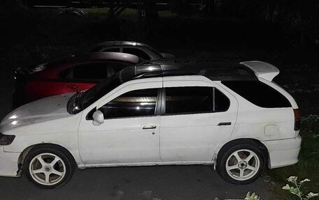 Nissan Rnessa, 1999 год, 130 000 рублей, 2 фотография