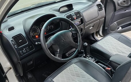 Mitsubishi Space Star I рестайлинг, 2003 год, 390 000 рублей, 17 фотография