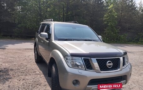 Nissan Pathfinder, 2011 год, 1 220 000 рублей, 4 фотография