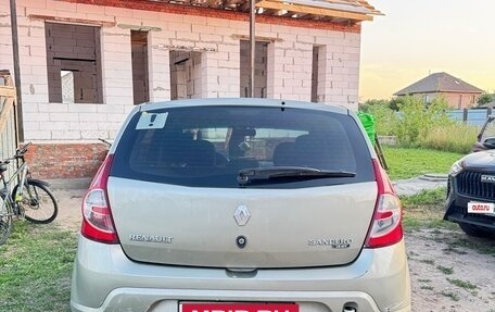 Renault Sandero I, 2010 год, 650 000 рублей, 4 фотография