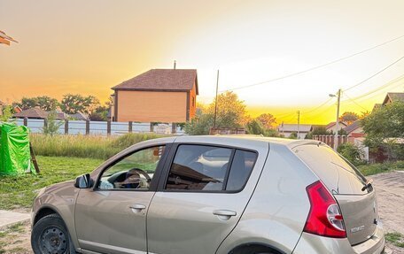 Renault Sandero I, 2010 год, 650 000 рублей, 2 фотография