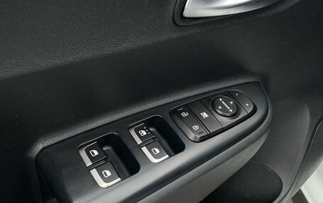 KIA Rio IV, 2018 год, 1 399 000 рублей, 12 фотография