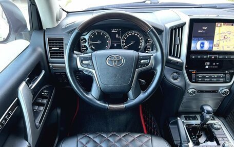 Toyota Land Cruiser 200, 2019 год, 8 890 000 рублей, 19 фотография