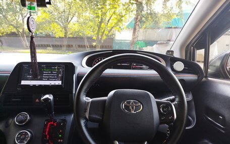 Toyota Sienta II, 2020 год, 1 550 000 рублей, 6 фотография