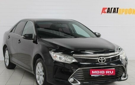 Toyota Camry, 2015 год, 1 680 000 рублей, 3 фотография
