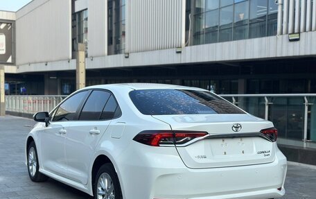 Toyota Corolla, 2022 год, 1 790 000 рублей, 5 фотография