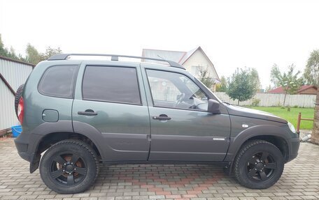 Chevrolet Niva I рестайлинг, 2014 год, 690 000 рублей, 13 фотография