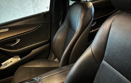 Mercedes-Benz E-Класс, 2016 год, 2 230 000 рублей, 10 фотография