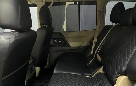 Mitsubishi Pajero III рестайлинг, 2006 год, 880 000 рублей, 7 фотография