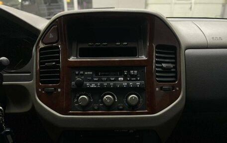Mitsubishi Pajero III рестайлинг, 2006 год, 880 000 рублей, 12 фотография