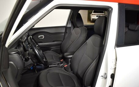 KIA Soul II рестайлинг, 2019 год, 1 620 000 рублей, 10 фотография