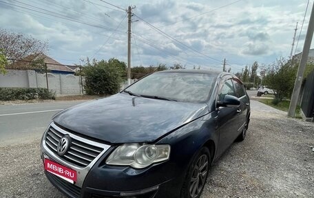 Volkswagen Passat B6, 2007 год, 650 000 рублей, 1 фотография