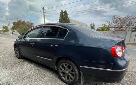 Volkswagen Passat B6, 2007 год, 650 000 рублей, 2 фотография