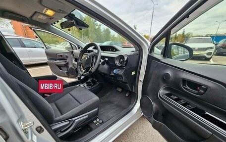 Toyota Aqua I, 2018 год, 1 200 000 рублей, 12 фотография