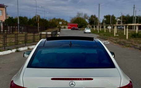 Mercedes-Benz E-Класс, 2010 год, 990 000 рублей, 6 фотография