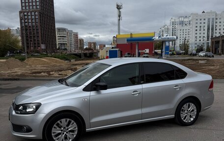Volkswagen Polo VI (EU Market), 2014 год, 850 000 рублей, 2 фотография