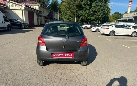 Toyota Yaris III рестайлинг, 2008 год, 435 000 рублей, 6 фотография