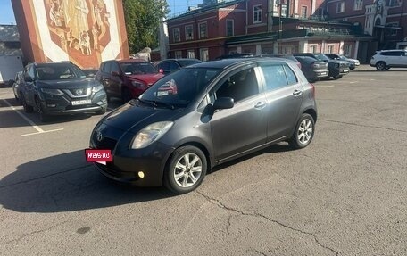 Toyota Yaris III рестайлинг, 2008 год, 435 000 рублей, 3 фотография