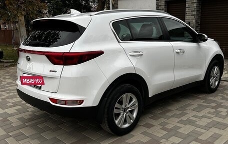KIA Sportage IV рестайлинг, 2017 год, 2 100 000 рублей, 2 фотография