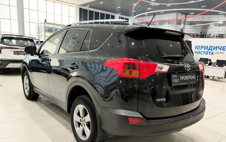 Toyota RAV4, 2014 год, 1 890 000 рублей, 8 фотография