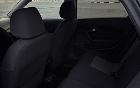 Volkswagen Polo VI (EU Market), 2013 год, 600 000 рублей, 10 фотография