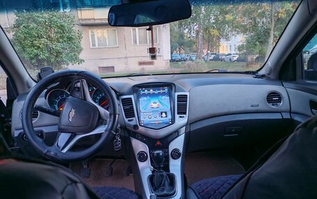 Chevrolet Cruze II, 2010 год, 595 000 рублей, 7 фотография
