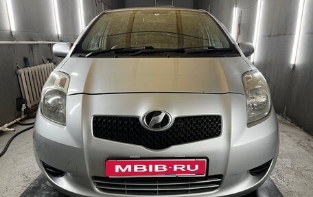Toyota Vitz, 2005 год, 570 000 рублей, 2 фотография