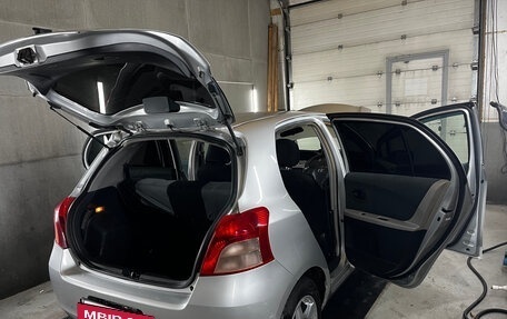 Toyota Vitz, 2005 год, 570 000 рублей, 11 фотография