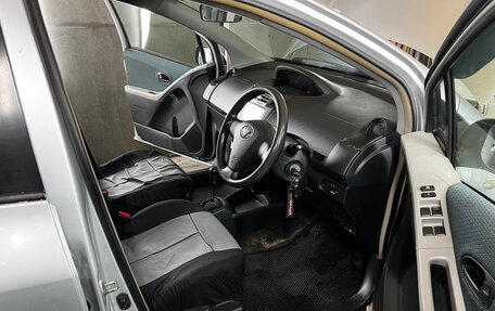 Toyota Vitz, 2005 год, 570 000 рублей, 16 фотография