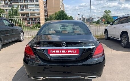 Mercedes-Benz C-Класс, 2019 год, 2 300 000 рублей, 3 фотография