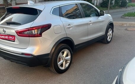 Nissan Qashqai, 2020 год, 2 430 000 рублей, 4 фотография