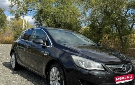 Opel Astra J, 2011 год, 650 000 рублей, 3 фотография