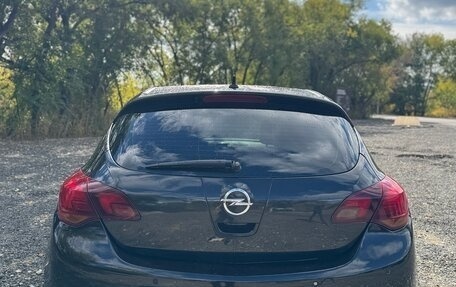 Opel Astra J, 2011 год, 650 000 рублей, 6 фотография