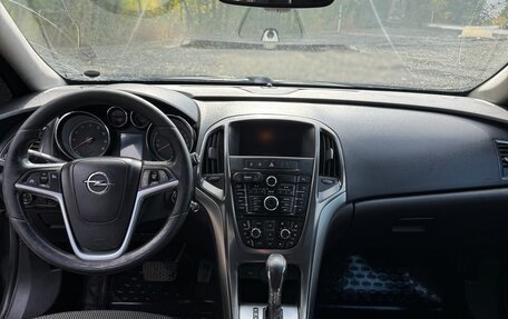 Opel Astra J, 2011 год, 650 000 рублей, 10 фотография