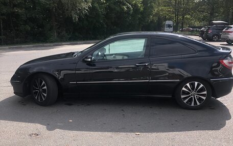 Mercedes-Benz C-Класс, 2006 год, 650 000 рублей, 3 фотография