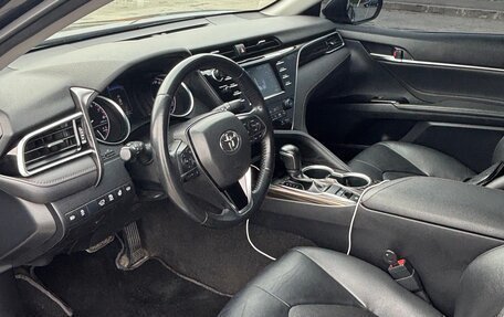 Toyota Camry, 2020 год, 2 500 000 рублей, 7 фотография