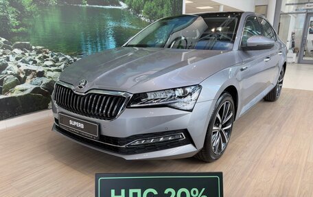Skoda Superb III рестайлинг, 2025 год, 4 000 000 рублей, 1 фотография