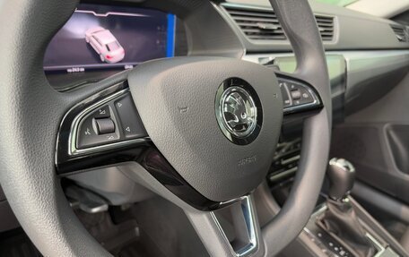 Skoda Superb III рестайлинг, 2025 год, 4 000 000 рублей, 37 фотография