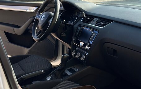 Skoda Octavia, 2016 год, 1 050 000 рублей, 17 фотография