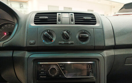 Skoda Fabia II, 2012 год, 597 000 рублей, 18 фотография