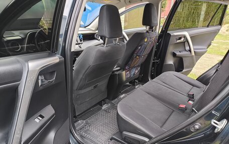 Toyota RAV4, 2015 год, 1 950 000 рублей, 9 фотография