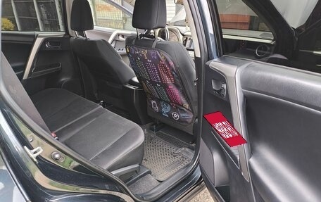 Toyota RAV4, 2015 год, 1 950 000 рублей, 14 фотография