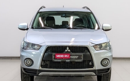 Mitsubishi Outlander III рестайлинг 3, 2011 год, 1 250 000 рублей, 2 фотография