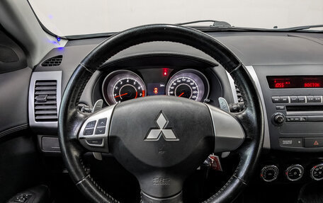 Mitsubishi Outlander III рестайлинг 3, 2011 год, 1 250 000 рублей, 21 фотография